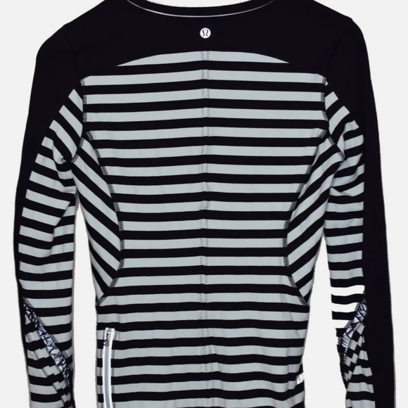 Lululemon Pull over Long Sleeve Shirt - Picture 2 of 4